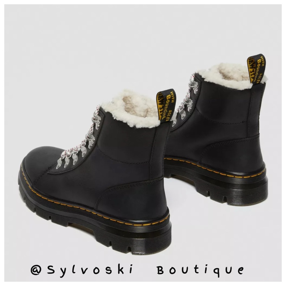 🔥 COMBS FAUX SHEARLING LINED CASUAL BOOTS NWT 🖤 - Picture 2 of 13
